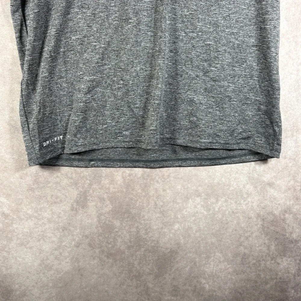 Nike Swim Shirt Mens L Gray Dri-Fit Rash Guard UPF 40+ NESSA589 Heathered Active